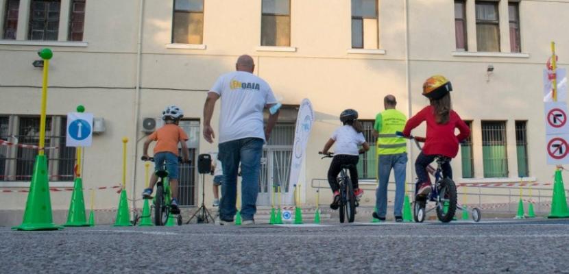 Safe cycling training for children p