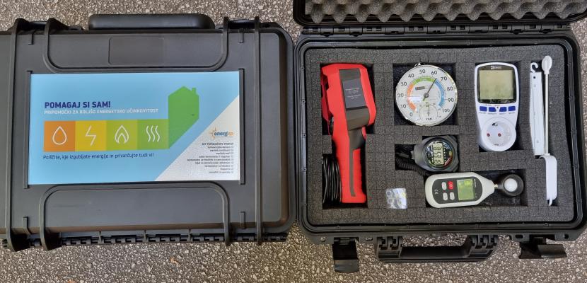 A toolkit "CARBON REDUCTION SUITCASE" A toolkit "CARBON REDUCTION SUITCASE"