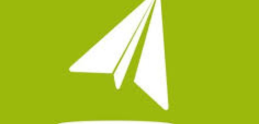 AMK – Labour Market Insights (for youngsters) A white paper plane on a green background.