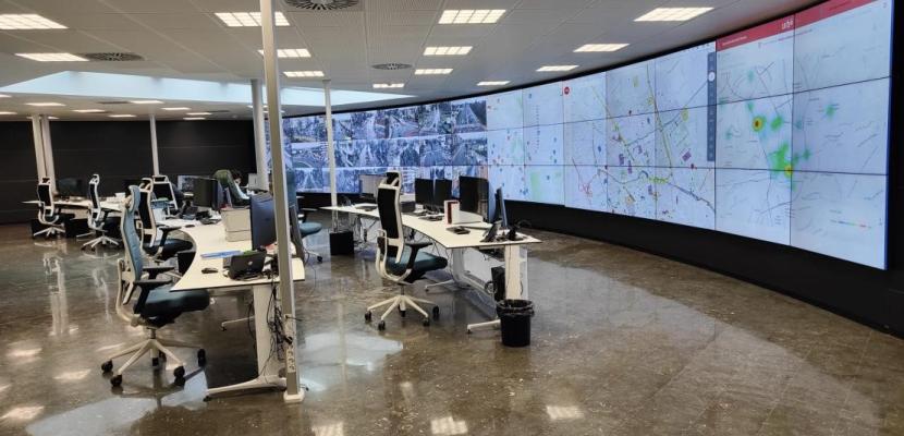 Single monitoring center – CEUS CEUS is an integrated operations and control centre of Murcia Smart City connecting data to take informed decisions for the transport and urban management.