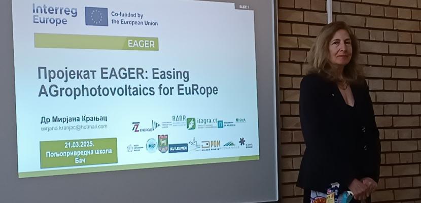 Lectures about benefits of agriphotovoltaics Dr Mirjana Kranjac presenting benefits of agriphotovoltaics