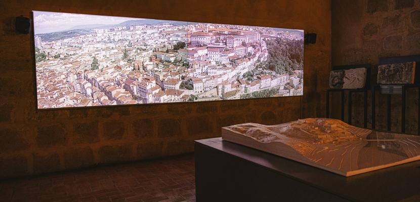 Municipal Museum of Coimbra: Almedina Tower – Walled City Center The digitisation of information on Coimbra's medieval history was achieved by building a model of the Wall and monuments of medieval times, animated by explanatory and illustrative films of different points of interest.