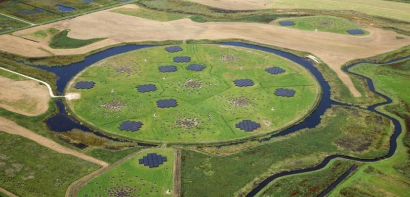 LOFAR (LOw Frequency ARray) Central island with LOFAR-telescopes connected to a multipurpose largescale sensor network
