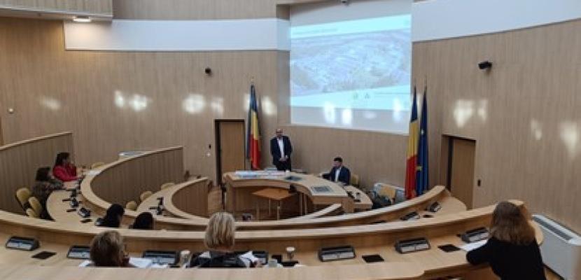 Interactive coaching for the development of three resilient villages in Romania based on renewable energies considering biomass potentials in a biodiverse cultural landscape in Transylvania INTERCORUM PROJECT