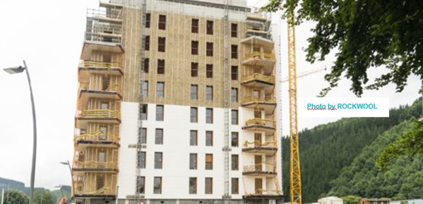 Housing promotion of “San Andrés Homes”, in Arrasate/Mondragón (region of the Basque Country, Spain). All the waste coming from ROCKWOOL products in the construction site are returned to the factory to be recycled. In the region of Navarra, stone wool scraps can now be valorised as by-producs instead of waste.