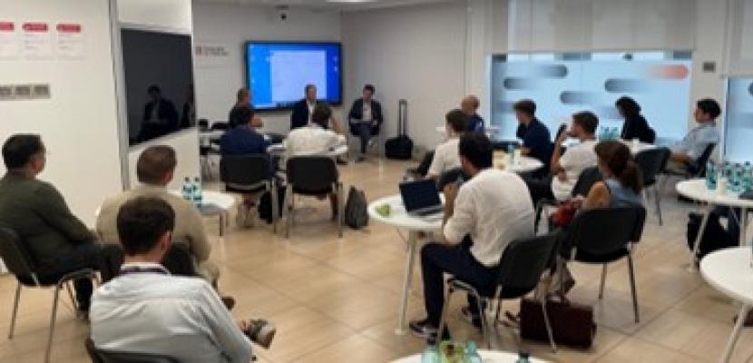 Deeptech Bootcamp Granted companies attend the Deeptech Bootcamp sesion, which include master clases on Management, Product Market Fit and Financing.