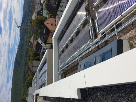 On the roof of the BBZ, the vocational training centre, has been heating up spring 2020, a solar thermal system water with the power of the sun.