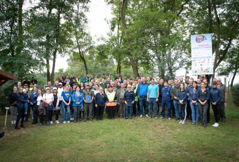 Group photo at the first WCUD Debrecen event On this picture, you can see a group photo at an event.