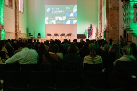 Presentation of the SHIFT Coimbra project, funded by the European Urban Initiative EUI Programme Presentation of the SHIFT Coimbra project, funded by the European Urban Initiative EUI Programme