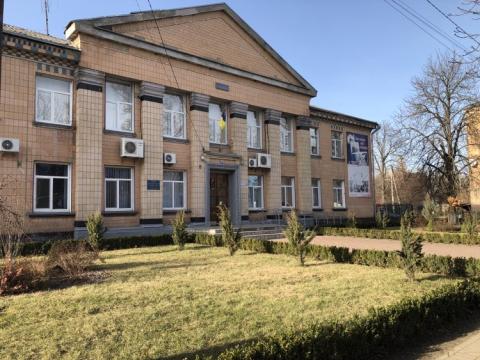 The building of Oleksandrivska settlement council