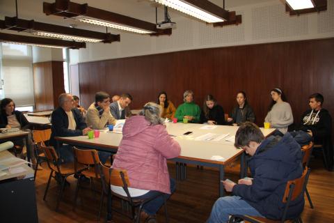 transition arena with local transition agents (e.g. residents, traders, students, teachers, council president, associations and city users)