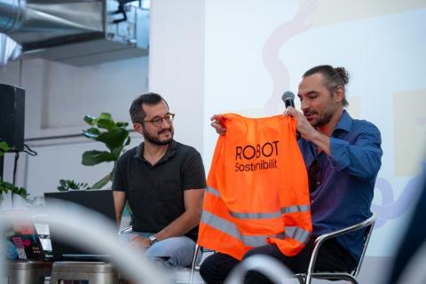 Sustanability Team Presentation of the sustainability team and identification gilet