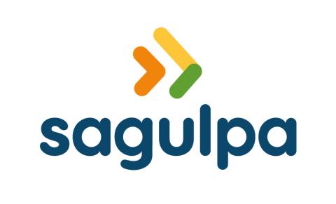 Sociedad Municipal de Aparcamientos de Las Palmas de Gran Canaria, S.A. (SAGULPA) The word "sagulpa" is written in blue color and lower case. On top of it there are to symbols like ">>", the first one in orange, the second one in colors yellow (upper half) and green (lower half).