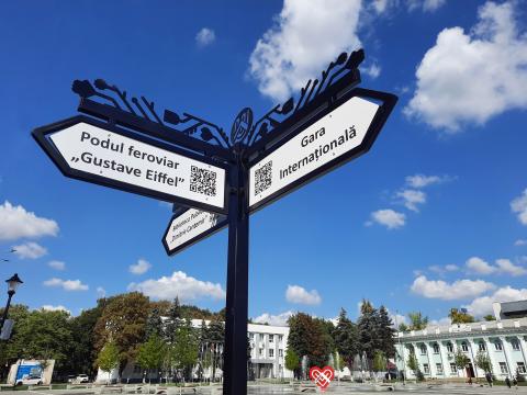 Touristic information sign with QR code Sign