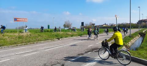 Cycle along EuroVelo 7 - Ciclovia del Sole Cycle along EuroVelo 7 - Ciclovia del Sole