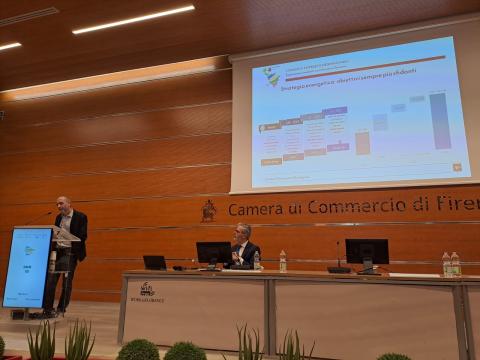 Energy Transition Project 2023 - Renewable Energy Communities - Comparing experiences and models in Tuscany Mr. David Tei from Tuscany Regione makes a presentation at the event