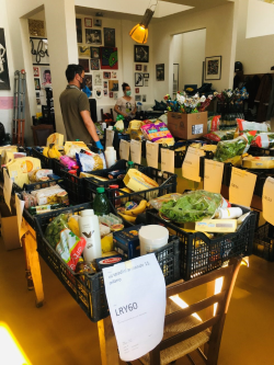 Customised food aid boxes
