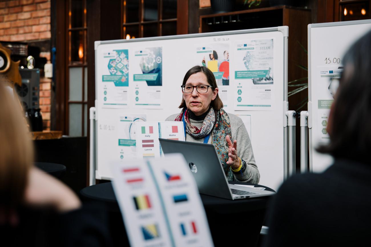 Project partner presents at their work at Europe, let's cooperate! 2025