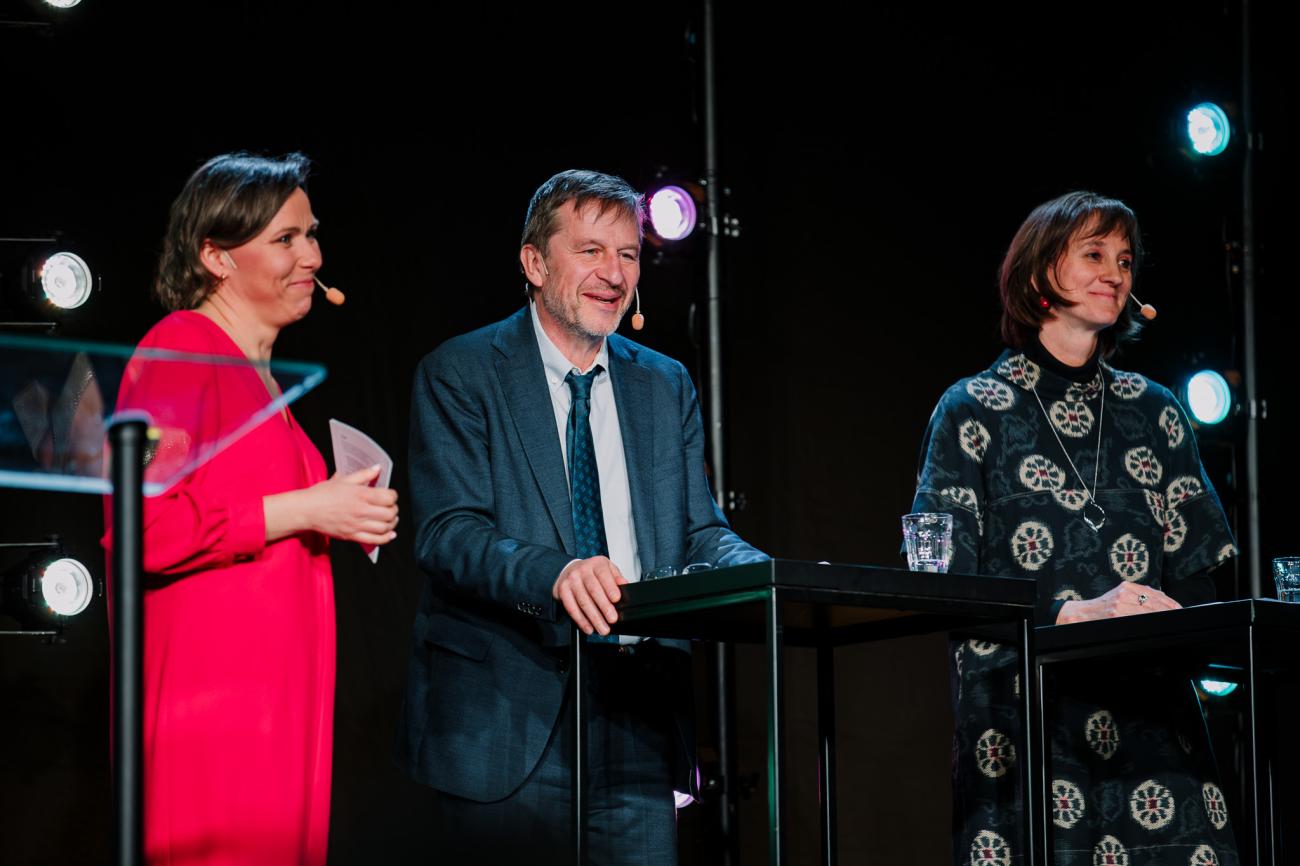 Speakers and moderator take the stage at Europe, let's cooperate 2025 in Krakow