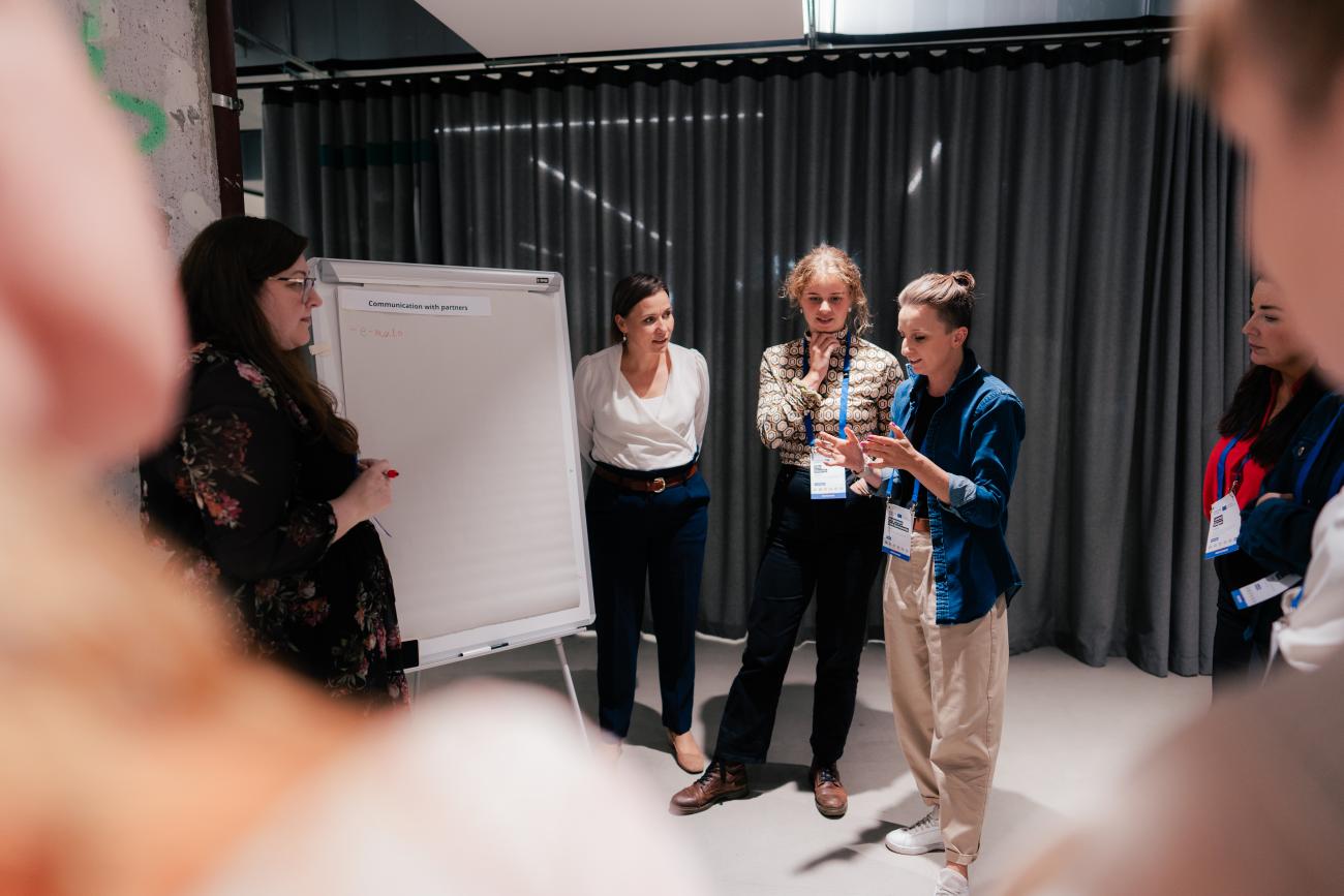Project training days 2024 - Communication day Project training days 2024 - World café