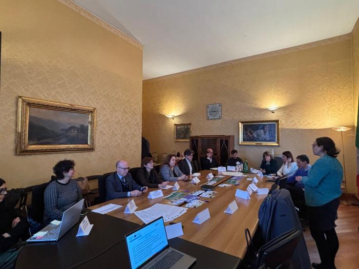 On this picture, you can see the project partners during a meeting.