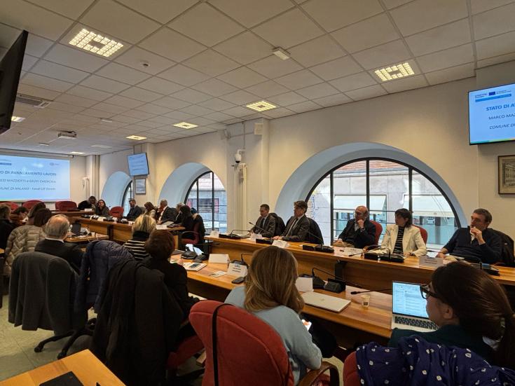 On this picture, you can see the project partners during a meeting.