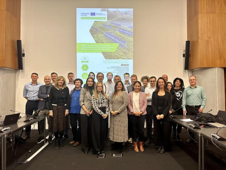 Easing AGrophotovoltaics for EuRope Project EAGER