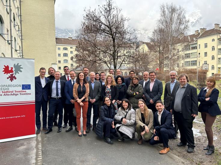 Group picture of participants of the Innsbruck peer review