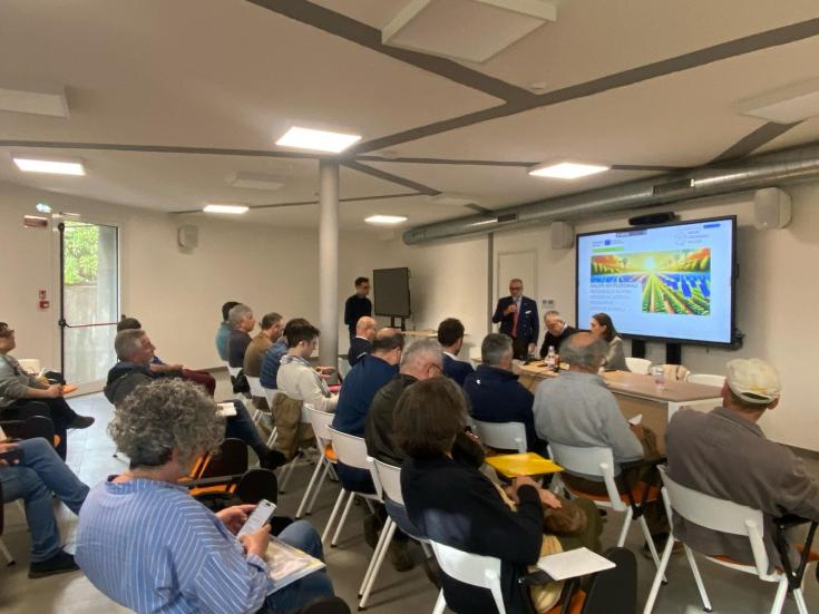 Easing AGrophotovoltaics for EuRope Project EAGER