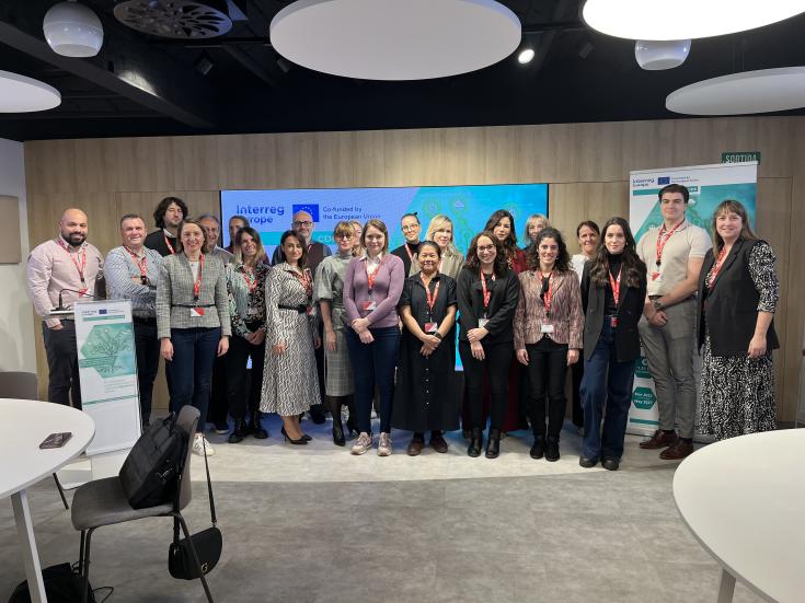 CDR EUROPE Group photo at partnership meeting n.04 in Barcelona