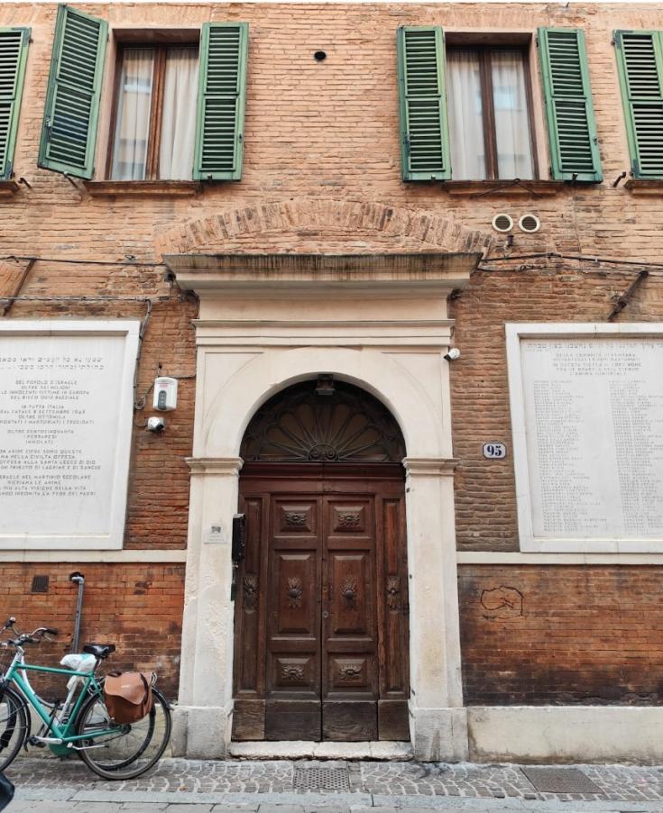 Pic of Ferrara Pic of Ferrara