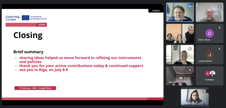 4th OCMP - Supporting Entrepreneurship among Migrants and Refugees Print screen of the meeting online. Presentation slide with the SIRM project logo, on the right you can see the participants of the meeting.