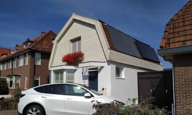 Car charging through solar energy collected by building Car charging through solar energy collected by building