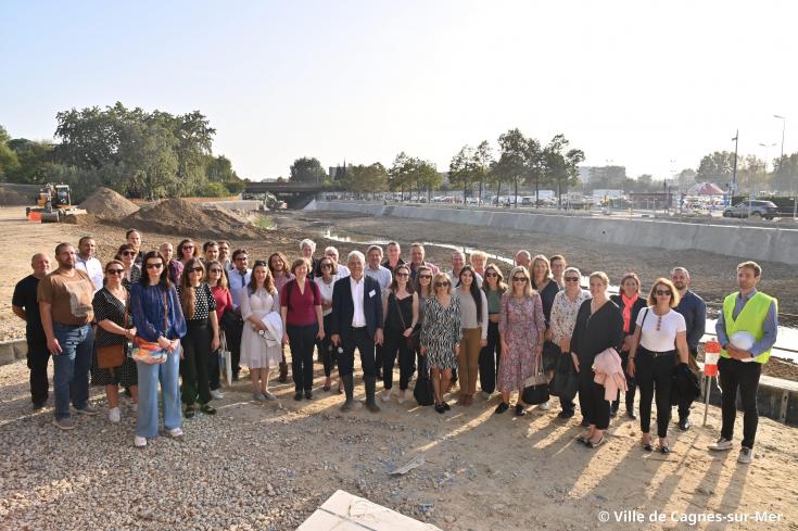 Group of people on a study visit