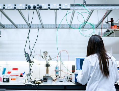 Woman working in a lab Woman working in a lab