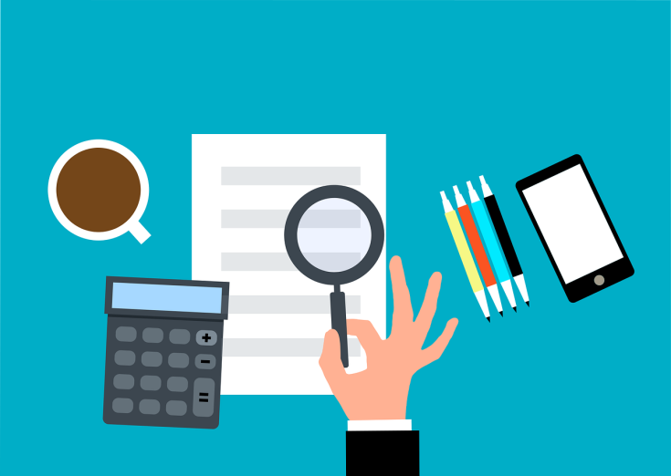 Graphic visualisation of A4 paper, magnifying glass, calculator, cup of coffee and phone on a blue table.