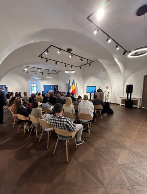 On this picture, you can see people during an event