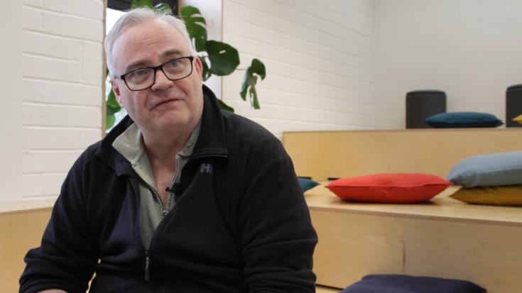 Ulf Hedestid talking in the video