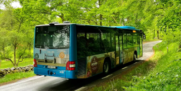 Åkturen a public “hop on hop of bus”