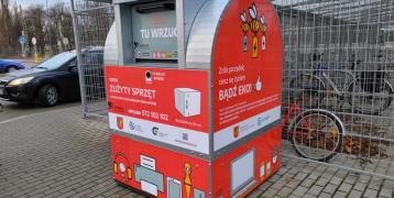 ‘Red containers’ for small-sized electro-waste