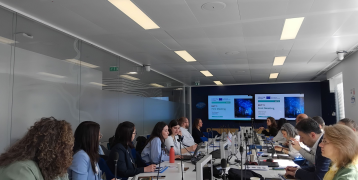 BETTI partners kick-off discussions in the meeting room