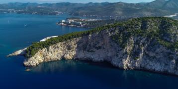 A landscape of Dubrovnik City and surrounding see