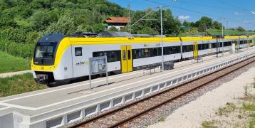 A train stopping at a trainstation of the Ermstalbahn