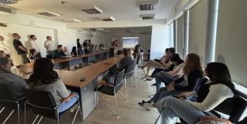 On this picture, you can see the project partners during a meeting.