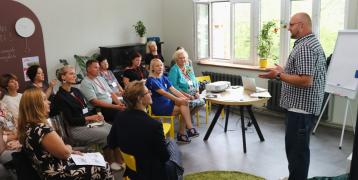 Expert in smart villages Aris Adlers asks the project stakeholders make suggestions how to encourage local communities use smart digital solutions.