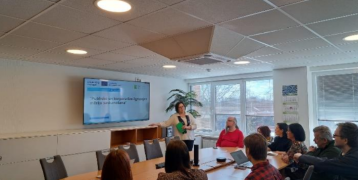On this picture, you can see the project partners during a meeting.