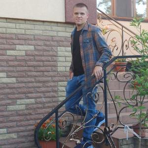 Profile picture for user arturpetruk.contact@gmail.com